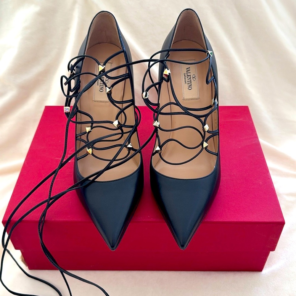 Valentino Heels - Picture 2 of 13
